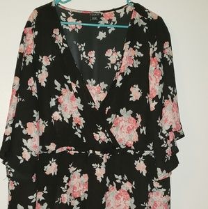 Torrid Sheer Floral Blouse size 26 (4)